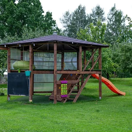 Vana-soeoedi Puhkemaja * Urvaste
